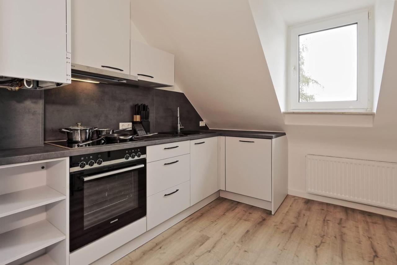 Near Messe! - Stay&Dream - 50Qm - City - Kitchen - Netflix クレーフェルト エクステリア 写真
