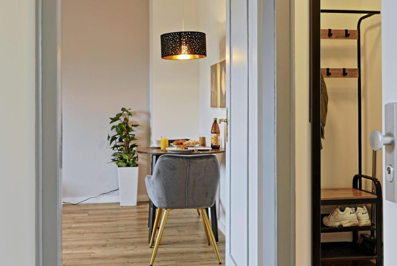 Near Messe! - Stay&Dream - 50Qm - City - Kitchen - Netflix クレーフェルト エクステリア 写真